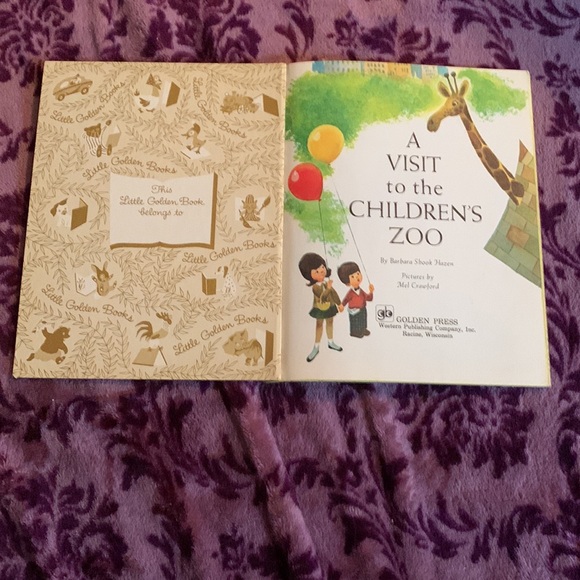 Little Golden Book, “A visit to the children’s zoo” and “What kind of truck?” - Picture 3 of 11